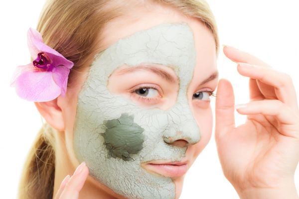 Đắp mặt nạ, tẩy da chết 1 – 2 lần/tuần giúp da được sạch sâu