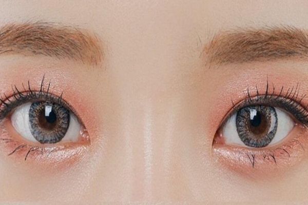 Cách trang điểm mắt Hàn Quốc tự nhiên