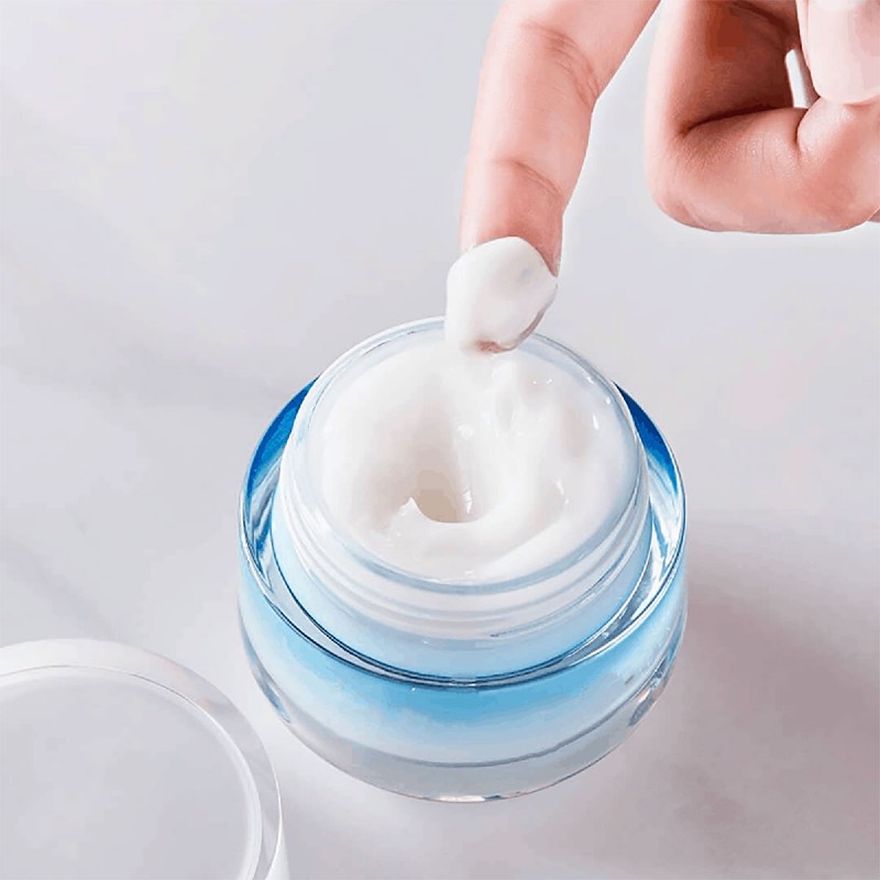 Sử dụng kem dưỡng ẩm cho làn da