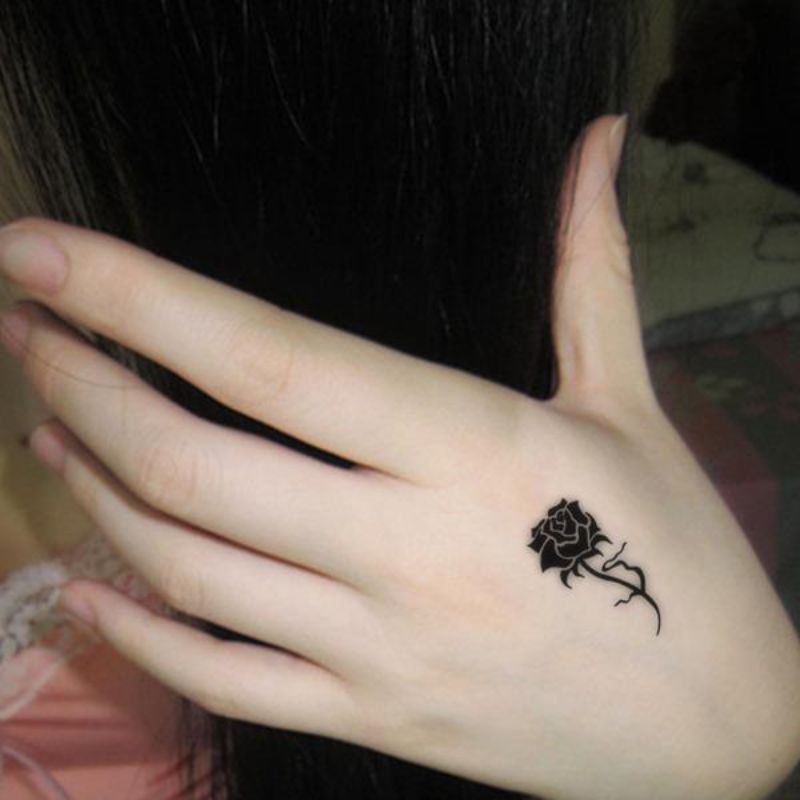 Hình xăm hoa hồng đen mini đẹp nhất